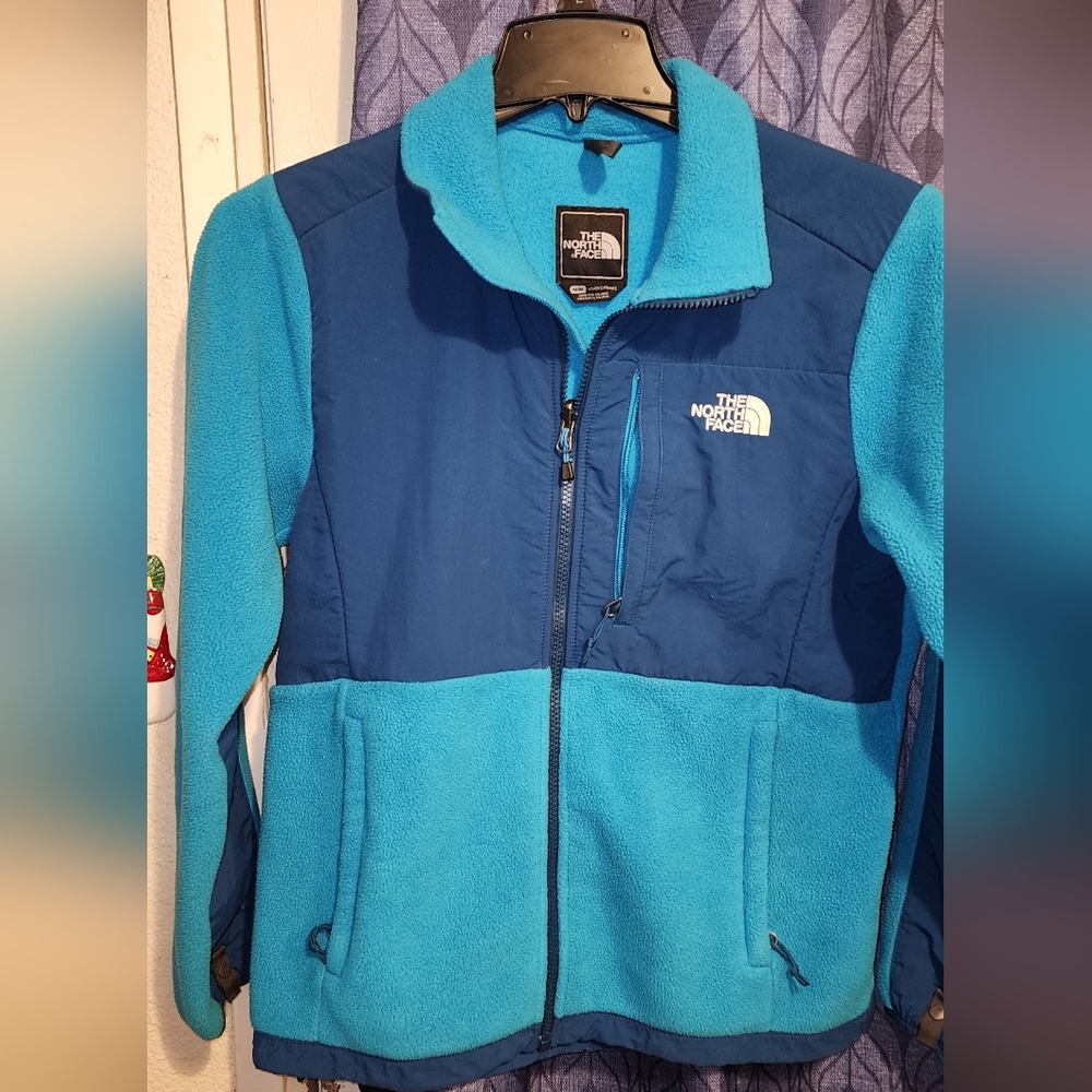 The North Face Denali Jacket Women's Medium (NWOT)